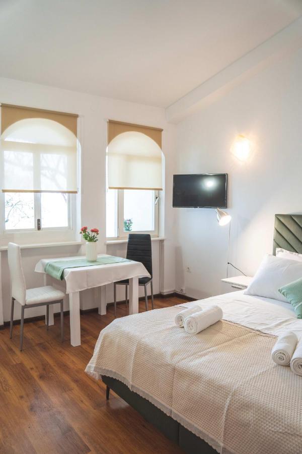 Appartamento Ostaric Mandre Esterno foto
