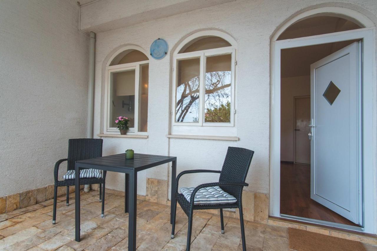 Appartamento Ostaric Mandre Esterno foto