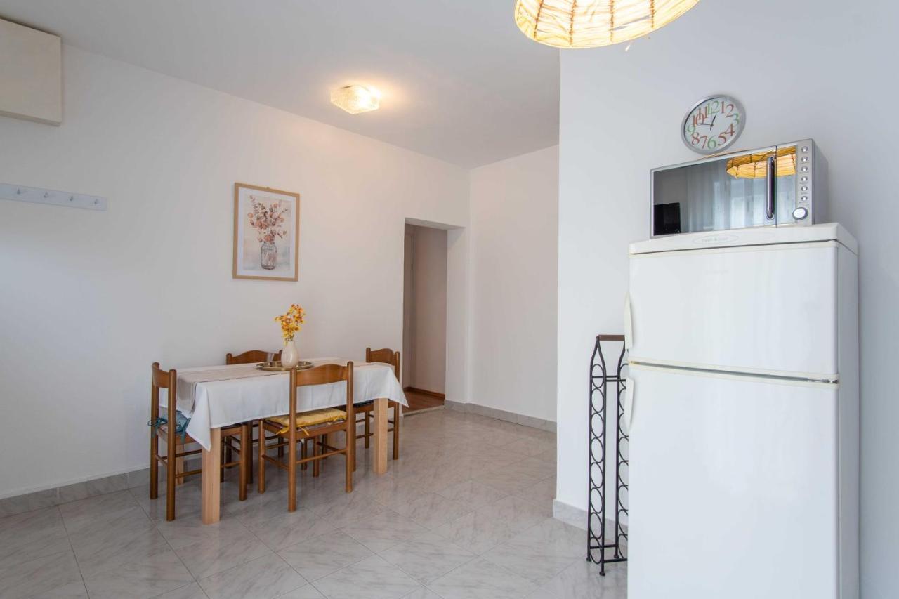 Appartamento Ostaric Mandre Esterno foto