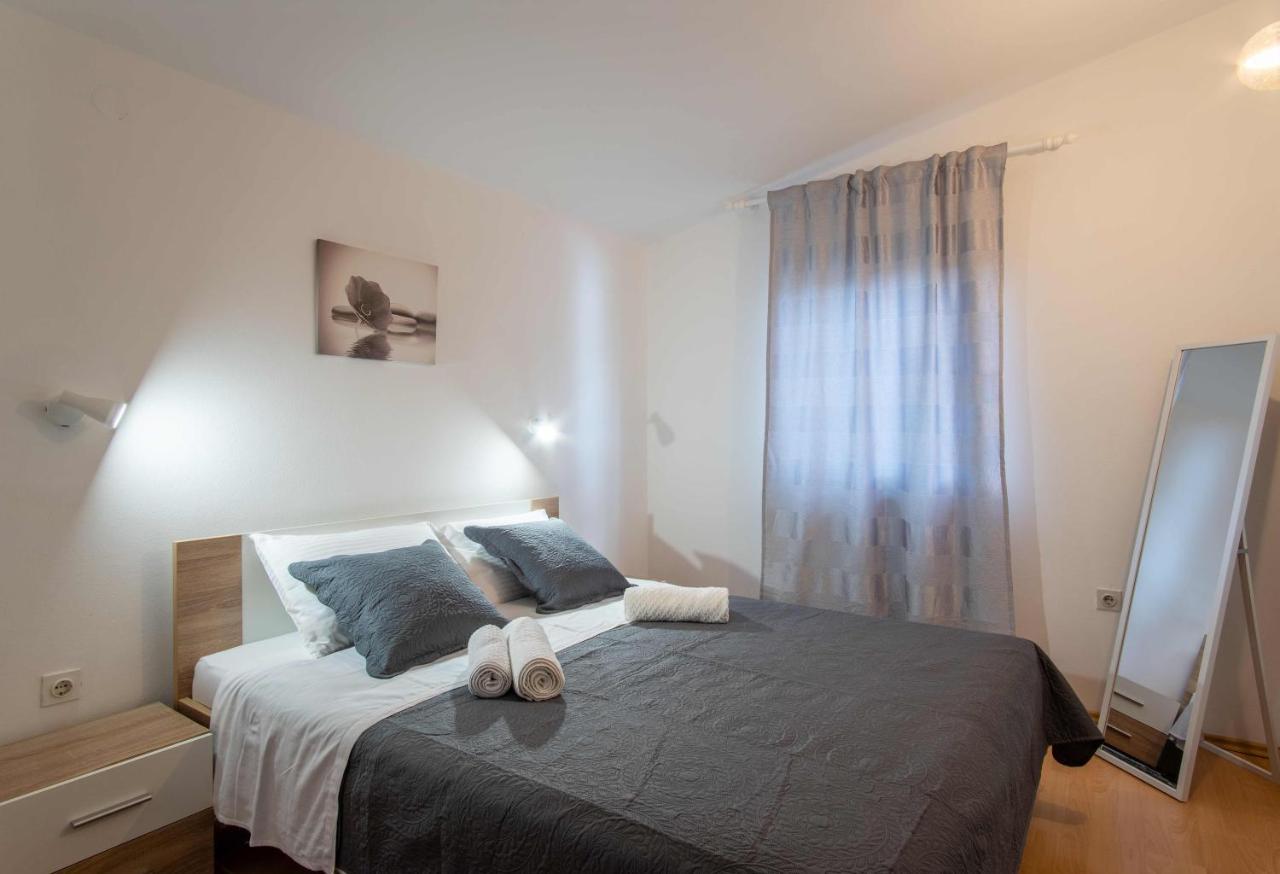 Appartamento Ostaric Mandre Esterno foto